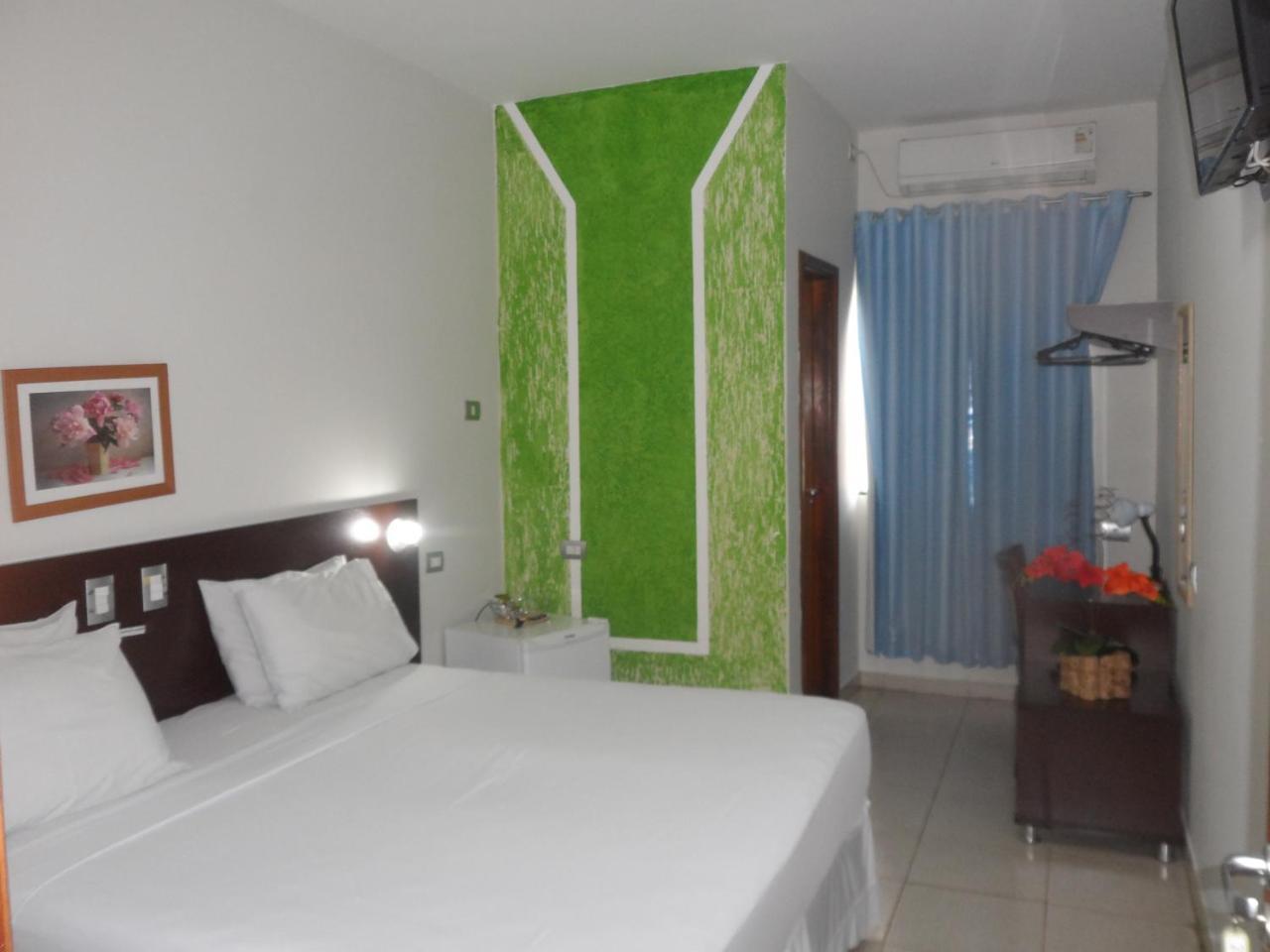 Nioja Hotel Itumbiara Exteriér fotografie